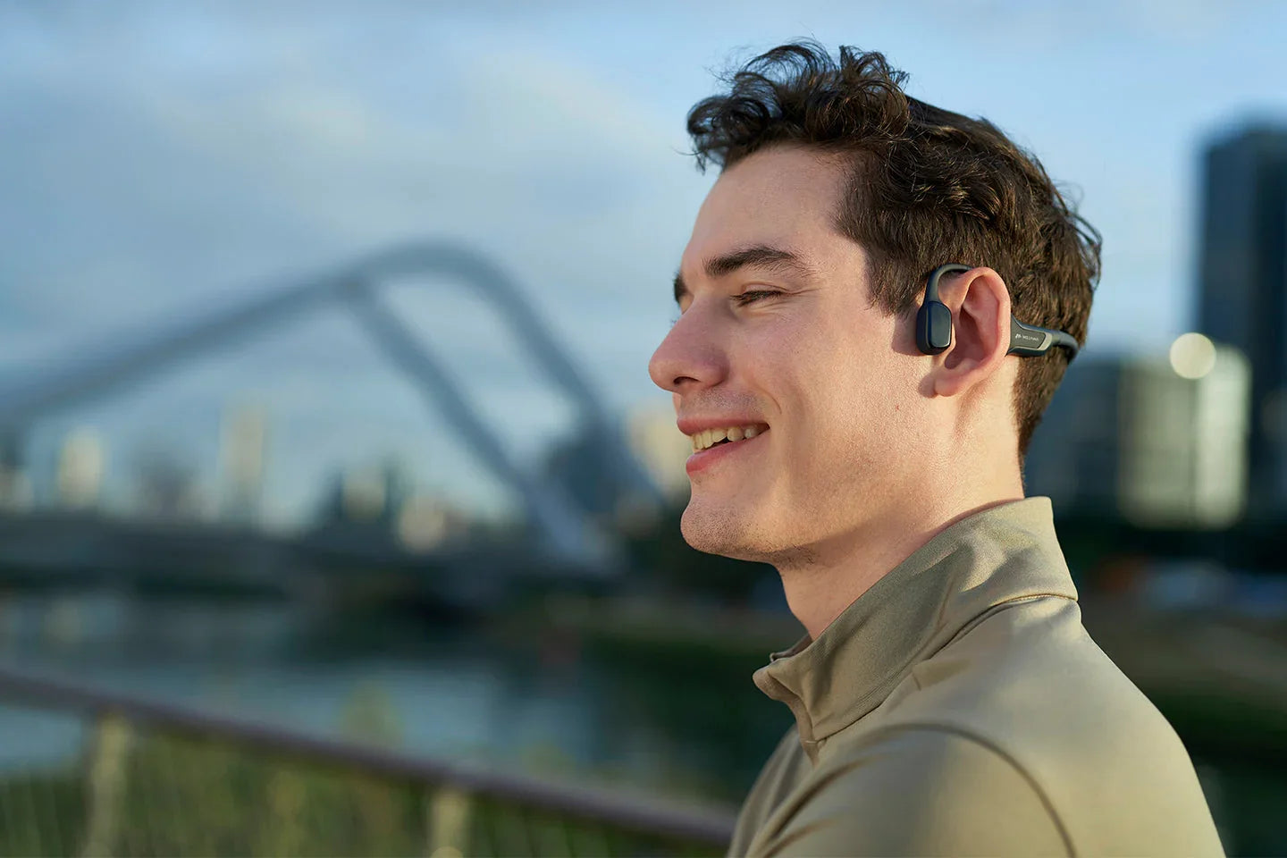 Why Mojawa HaptiFit Terra Smart Sports Headphones are the Perfect Father’s Day Gift? - Mojawa